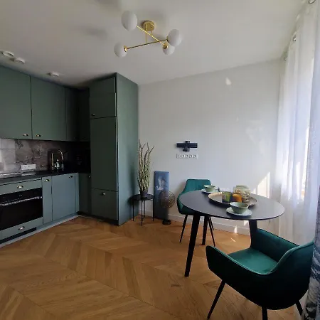 Luxury Design Apart Nowolipki * Varşova